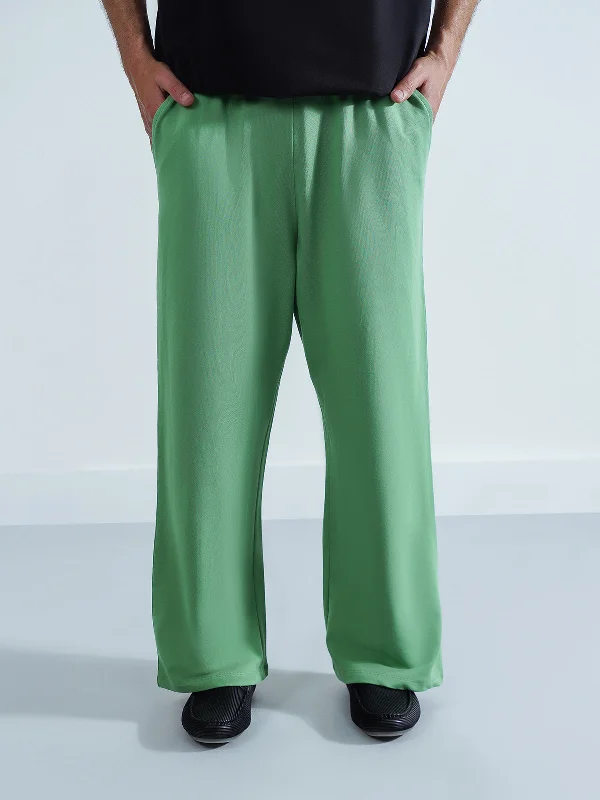 Men's sandals in a neutral color like black or brown Men's sandals in a neutral color like black or brown "INIABI" Comfortable Regular Basic Trouser Men's sandals in a neutral color like black or brown Men's sandals in a neutral color like black or brown "INIABI" Comfortable Regular Basic Trouser