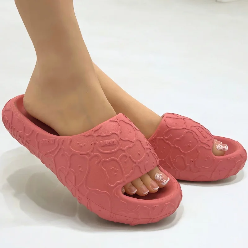 Men's slippers with a stretchy side panel for a better fit Belisa slipper