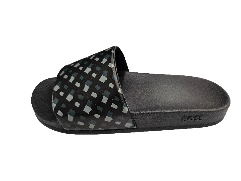 Men's sandals with a durable outer soleHugo Boss Men's Bay Slides, Black