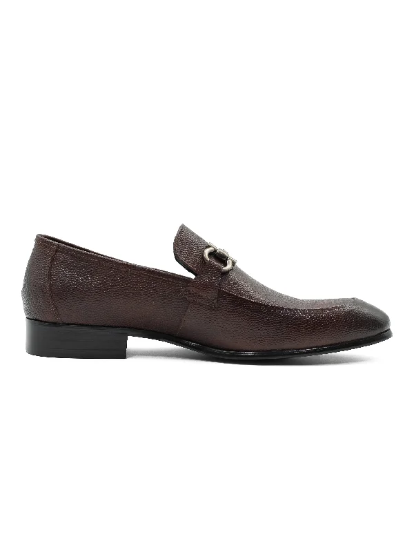 Men's leather loafers with a penny slotBROWN LEATHER SNAFLE BIT BUCKLE LOAFERS