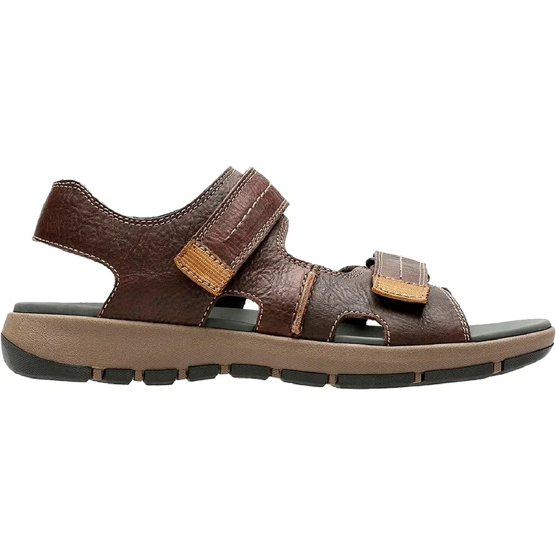 Men's sandals with a pointed toe for a stylish lookMen's Clarks Brixby Shore Dark Brown Leather