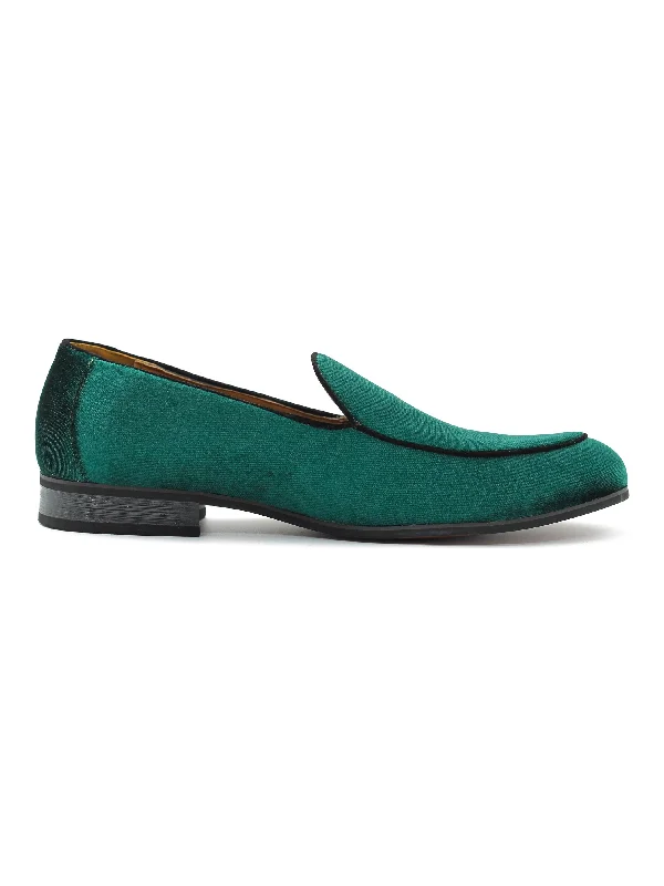 Men's loafers with a perforated leather upper for ventilationGREEN VELVET TUXEDO SLIPPERS