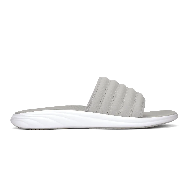 Men's sandals with a pointed toe for a stylish lookKomo Slide - Mist Grey