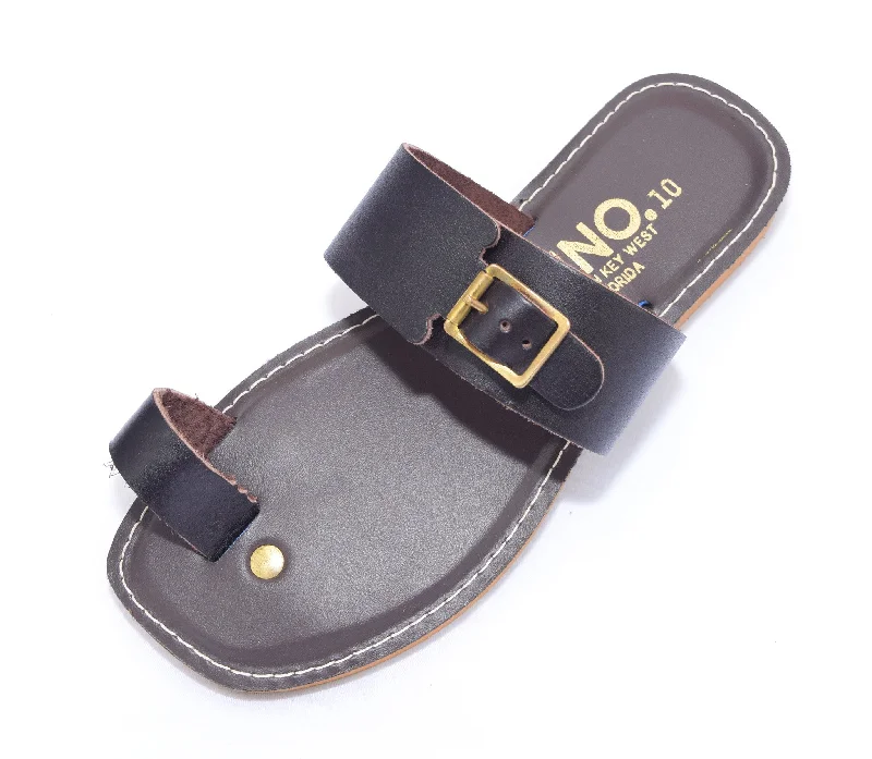 Men's sandals with a contrast stitching detailMens Anillo