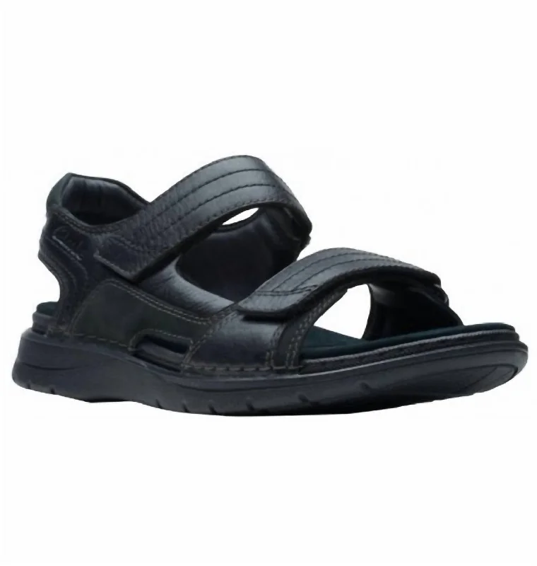 Men's sandals with a shock - absorbing insoleMen's Nature Trek Sandals In Black