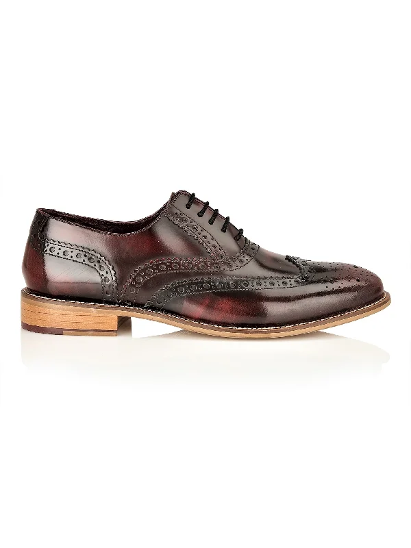 Men's loafers with a pointed toe for a stylish appearanceOXFORD BROGUES IN POLISHED MAROON