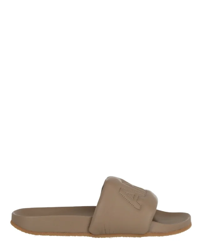 Men's sandals with a contrast stitching detailQuilted Lettering Logo Sliders