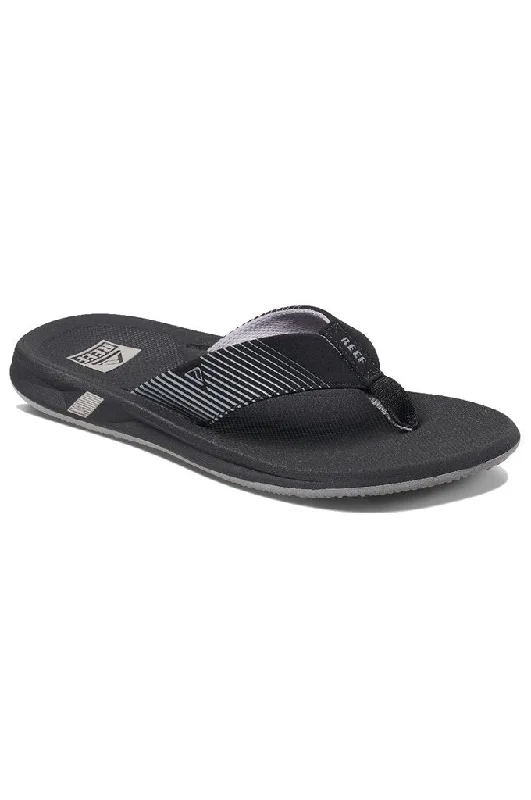 Men's sandals with a removable insole for cleaningReef Phantom II Men's Sandals