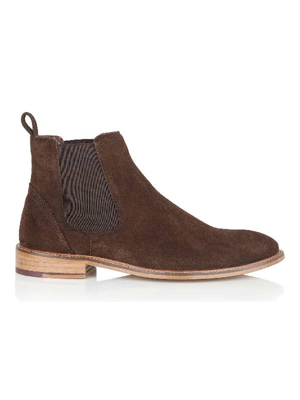 Men's loafers with a rubber sole for durabilitySUEDE CHELSEA BOOTS IN BROWN