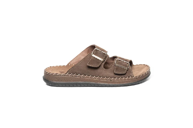 Men's sandals with a buckle closureTHOMAS BROWN