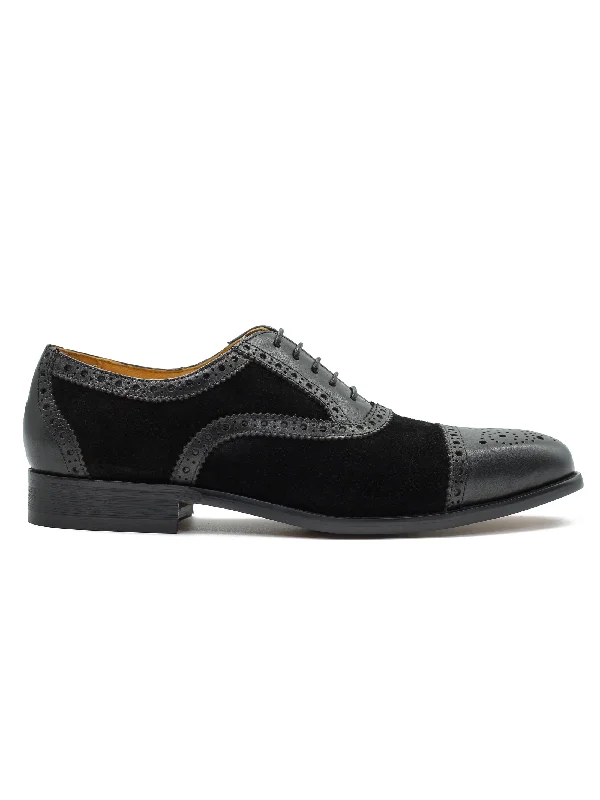 Men's loafers with a contrast stitching detailTWO TONE SPECTATOR BROGUES IN BLACK LEATHER & SUEDE