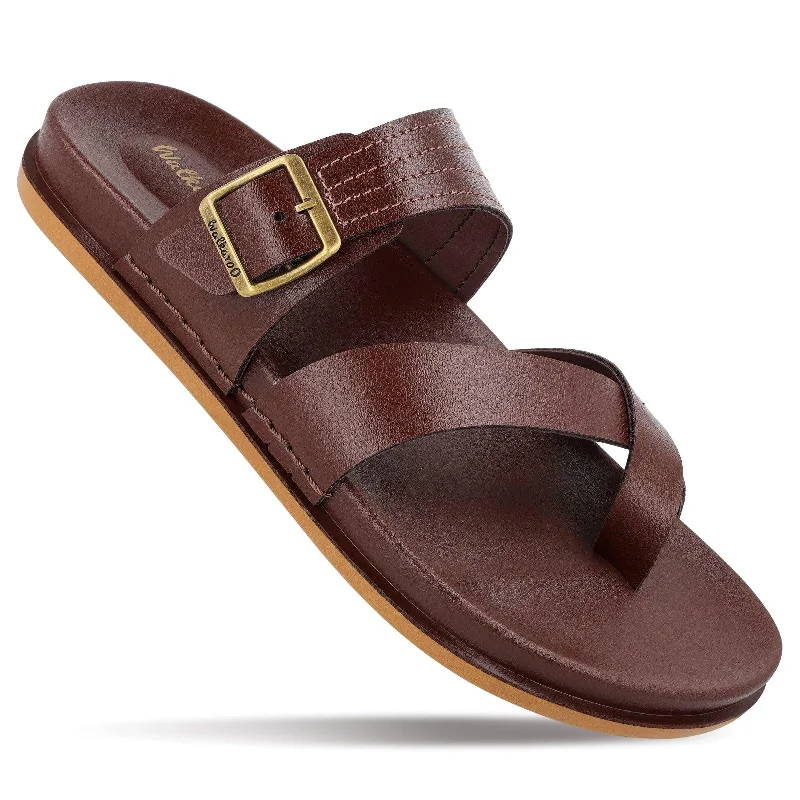 Men's sandals with a perforated leather upper for ventilationMen's Daily Wear Comfort Sandals - WE1353 Brown