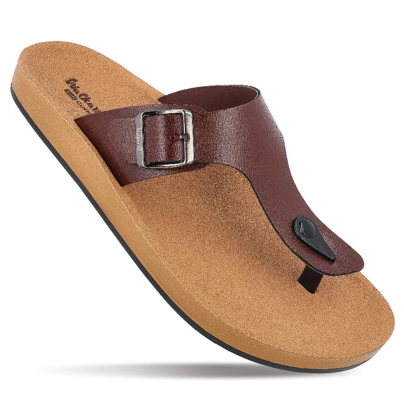 Men's sandals with a decorative buckle or charmMen's Daily Wear Sandals - WE1332 Brown