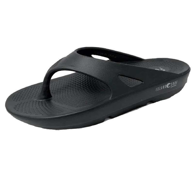 Men's sandals with a buckle closureFOM Wave II (Men's)