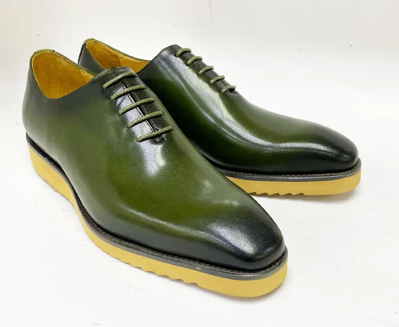 Men's Oxfords with a high - quality leather upperBurnished Calfskin Lace-Up Shoe Olive