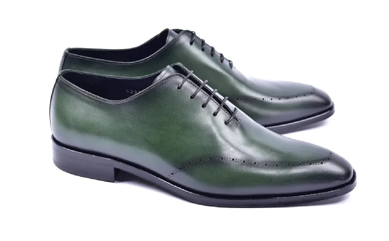 Men's Oxford shoes with a buckle closure and a pointed toeCorrente Burnished Calfskin Lace-Up Oxford Green