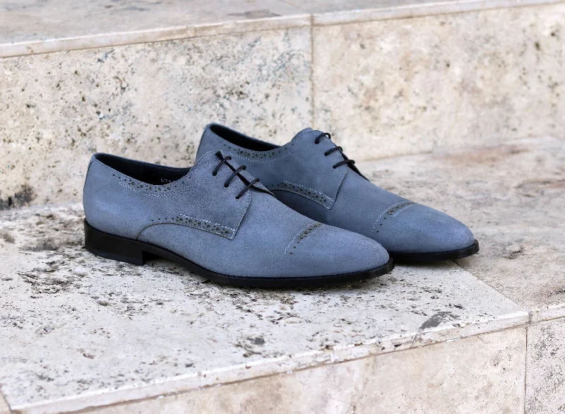 Brogue - perforated men's Oxfords for a traditional lookCorrente Suede Lace-Up Oxford Grey