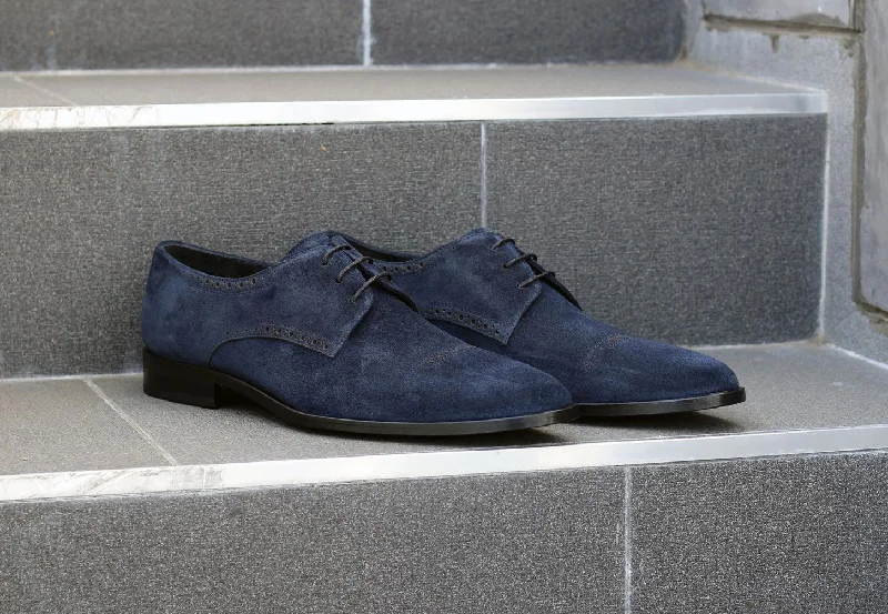 Men's Oxfords with a padded collar for a comfortable fitCorrente Suede Lace-Up Oxford Navy