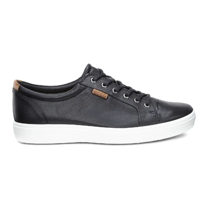 Men's Oxfords with a low - heeled design and a square toeECCO Men's 430004 Soft 7 Sneaker Black