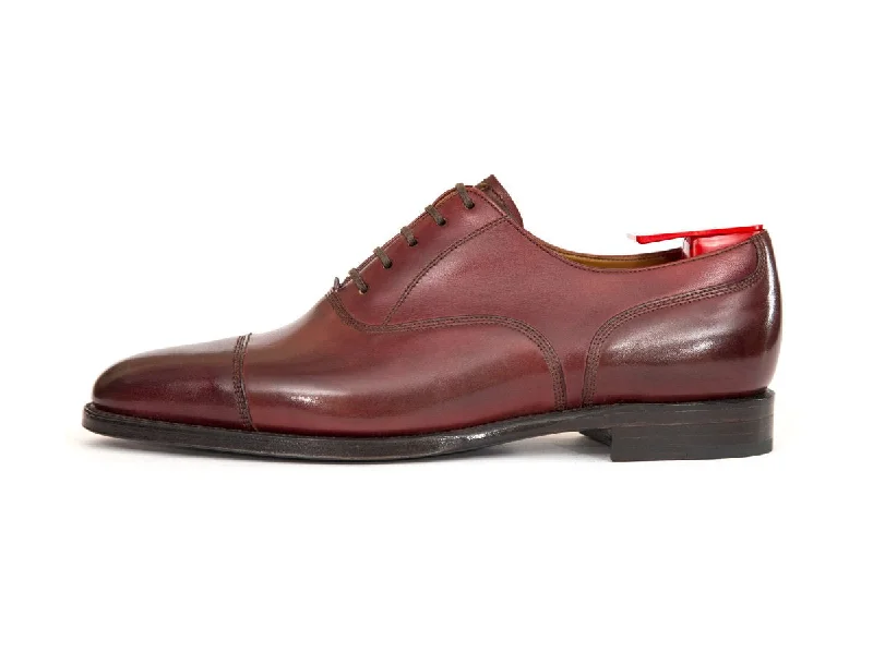 Men's Oxfords in a dark burgundy leather for a unique styleMagnolia - MTO - Burgundy Calf - TMG Last - Single Leather Sole Men's Oxfords in a dark burgundy leather for a unique styleMagnolia - MTO - Burgundy Calf - TMG Last - Single Leather Sole
