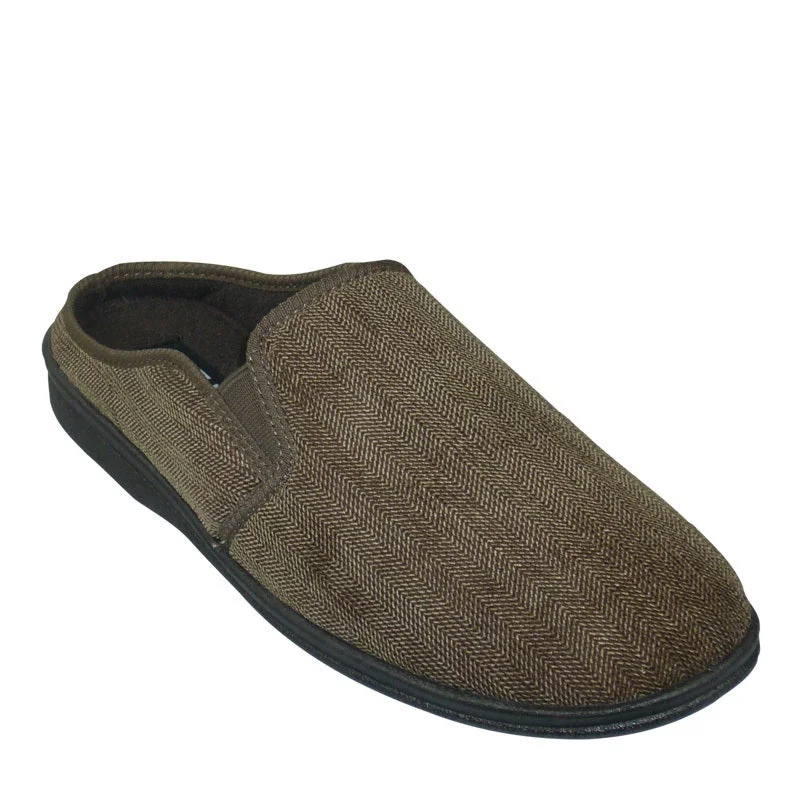 Men's slippers with a logo patch on the sideMens Comfort Scuff Slipper