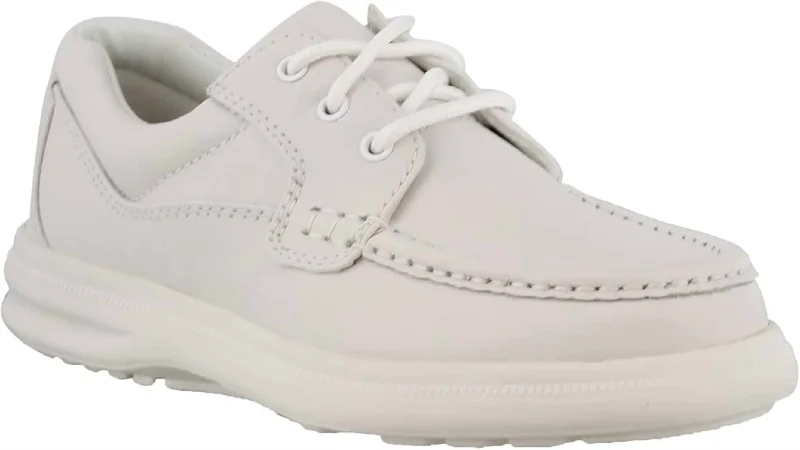 Men's Oxfords with a padded collar for a comfortable fitMen's Gus Leather Shoes - Medium In White Men's Oxfords with a padded collar for a comfortable fitMen's Gus Leather Shoes - Medium In White