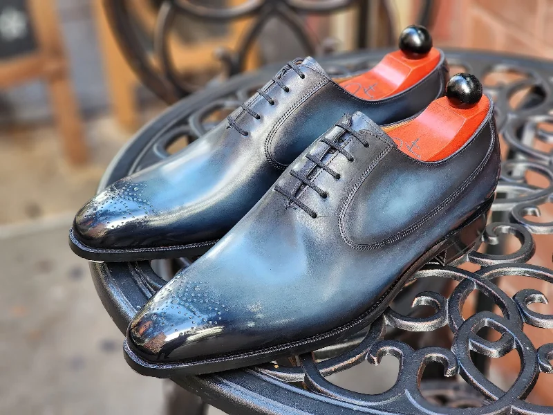 Men's Oxford shoes with a polished leather finishPatina Reverse Moonstone - MTO - Tacoma