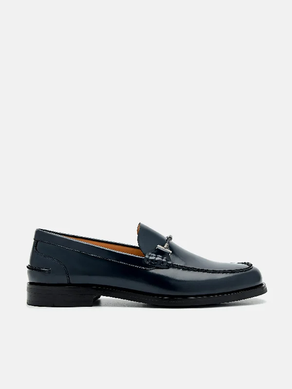 Men's loafers with a smooth leather finishRobert Leather Horsebit Loafers