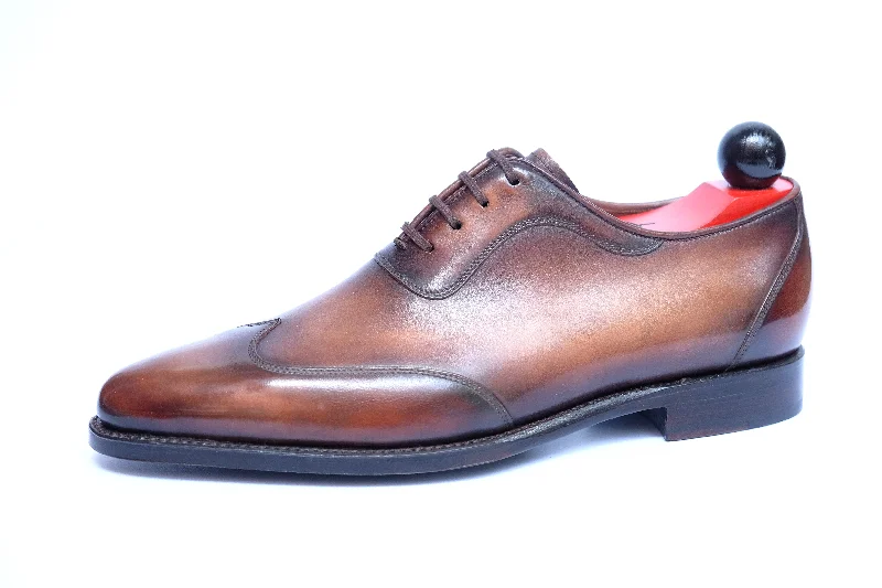 Men's Oxfords in a dark burgundy leather for a unique stylePatina Olga - MTO - Rainier