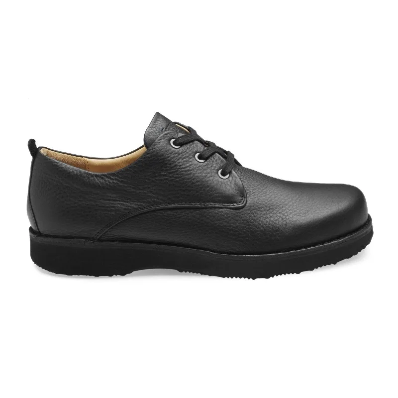 Men's Oxfords with a low - heeled design and a square toeSamuel Hubbard Men's Hubbard Free Black/Black