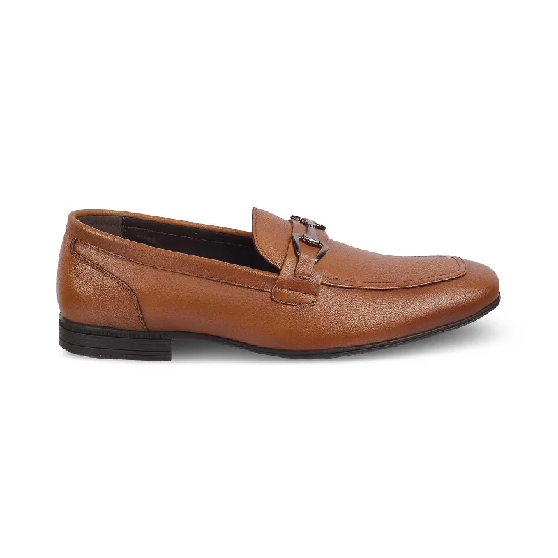 Men's loafers with a leather lacing systemThe Bremen Tan Men's Leather Loafers Tresmode