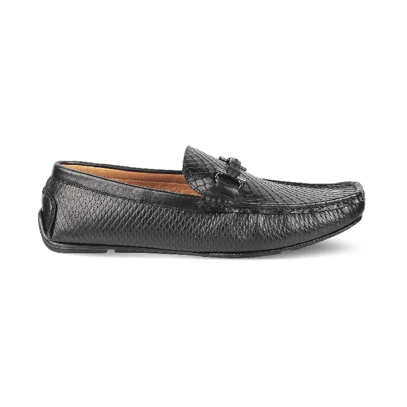 Men's loafers with a perforated leather upper for ventilationTresmode Ferro Black Men's Textured Leather Driving Loafers