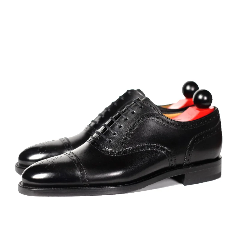 Men's Oxfords with a lace - up closure and a narrow fitWenatchee - Black Calf