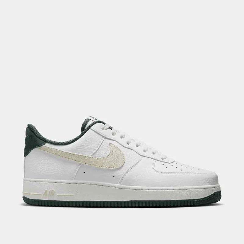 Men's Nike LeBron basketball shoes for powerful playersMen's Air Force 1 '07