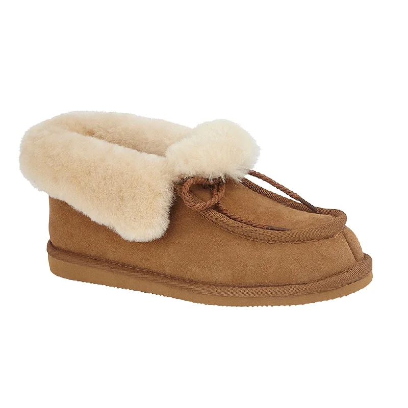 Men's slippers with a stretchy side panel for a better fitPATTI Womens Sheepskin Moccasin Slippers