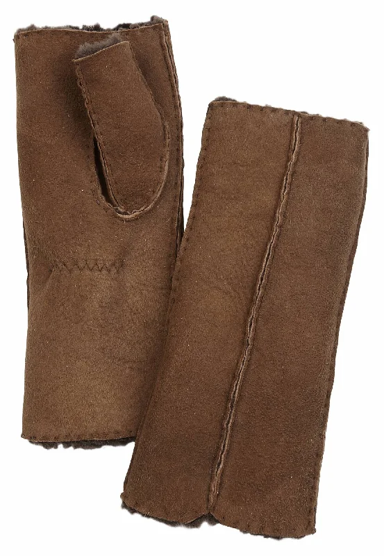 Men's slippers with a wool blend upper for warmthWOMEN'S SHEEPSKIN WRISTWARMERS