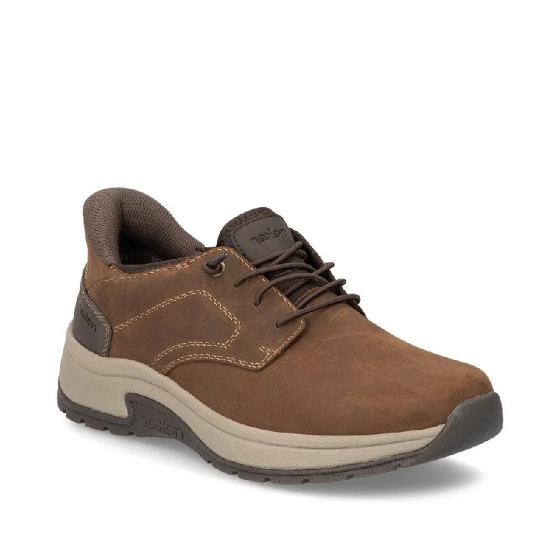 Men's walking shoes with a leather lining for breathabilityBungee Brown Slip On