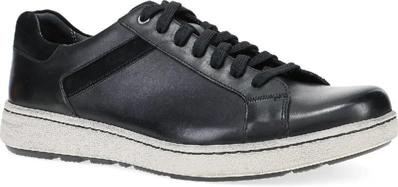 Men's walking shoes with a traction - optimized outsoleTrevor Black Lace Up