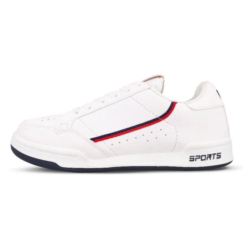 Men's sneakers with a chunky sole for a trendy lookWalkaroo Mens Casual Shoes - WY3339 White