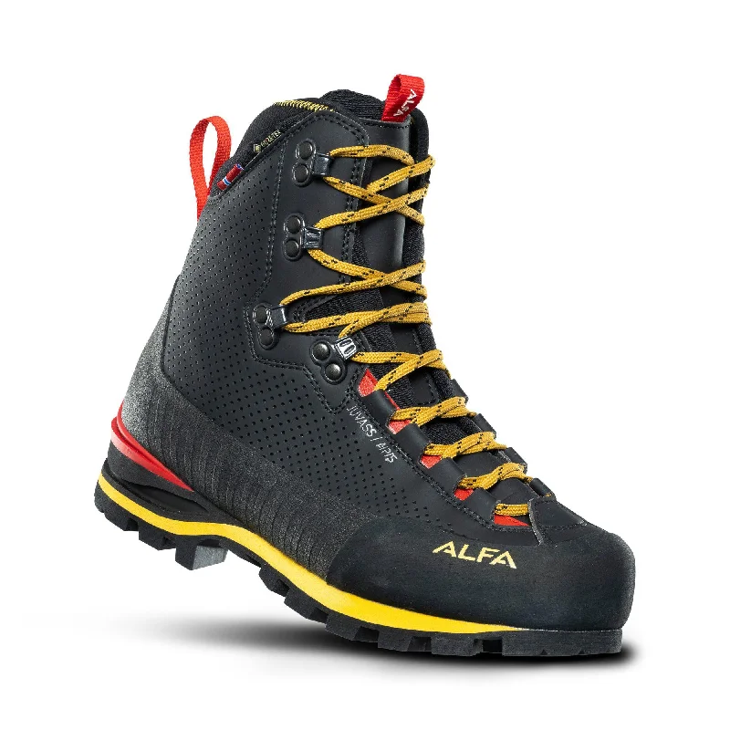 Men's hiking boots with a tough outer shellJuvass A/P/S GTX W - Supportive mountain boot - BLACK