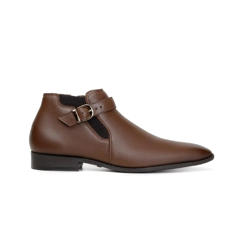 Men's formal shoes with a leather lining for breathability'Archer' men's cognac vegan-leather boot by Zette Shoes